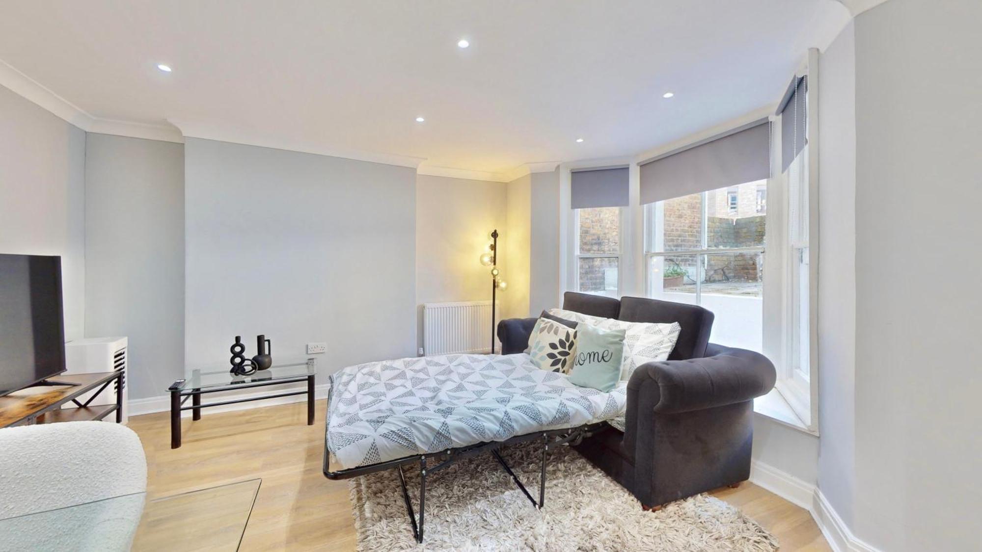 Tube & Notting Hill Nearby - Garden Flat Haven Διαμέρισμα Λονδίνο Εξωτερικό φωτογραφία